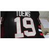 Image 8 : Autographed Jonathan Toews Chicago Black Hawks Jersey