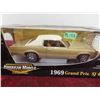 Image 2 : American Muscle ERTL Collection Scale 1:18 1969 Grand Prix S.J.