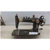 Image 1 : Vintage T. Eaton Co. Sewing Machine (No Base) 