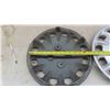Image 2 : 4 Plastic Hubcap Covers 