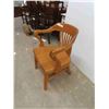 Image 2 : Solid Oak Waiting Room Chair 