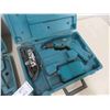 Image 3 : 2 Makita 9.6V Drills with Cases 