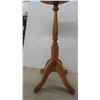 Image 4 : Oak Plant Stand 32'' 