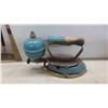 Image 2 : Vintage Coleman No.4-A Instant-Lite Iron with Original Box, Accessories &