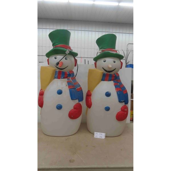 2 Snowman Blow Molds 40'' Tall 