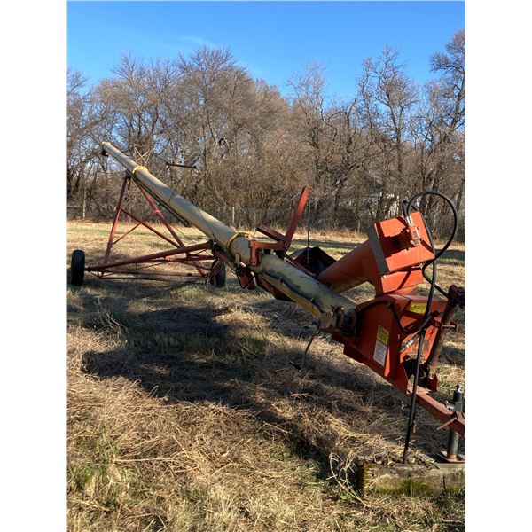 **OFFSITE NEAR STONEWALL** Westfield Auger 10'' 