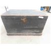Image 1 : Wood Trunk 21 1/2'' x 20'' x 33 1/2'' 