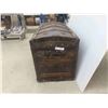 Image 2 : Round Top Trunk 25'' x 36'' x 19'' 