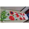 Image 8 : Linens, Dresser Scarfs, Table Runner, Table Cloths & More 