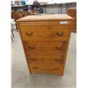Image 1 : 4 Drawer Dresser 45'' x 29'' x 18'' 