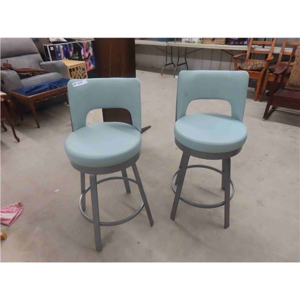 2 Swivel Bar Stools 