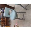 Image 3 : 2 Swivel Bar Stools 