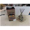 Image 1 : Teepee Table Lamp - Appears New 