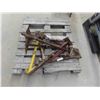 Image 1 : (4) Scaffolding Levelers , (2) Steel Saw Horse Frames 