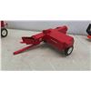 Image 8 : Diecast Internatonal Tractor , 4 Ertl Tractor Implements