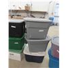 Image 3 : 8 Storage Totes with Lids
