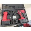 Image 2 : 14.4 Cordless Drill, Flashlight, 2 Batteries, Charger, Air Gauge