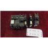 Image 1 : 5 Breakers 15-40 Amp 
