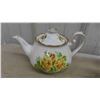 Image 2 : 30pce Royal Albert Tea Rose China Tea Service - Chips in Sugar Bowl, 