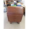 Image 1 : Oak Drop Front Desk 39'' x 30'' x 16'' 