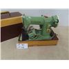 Image 1 : Singer Portable Electric Sewing Machine 