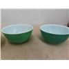Image 2 : 6 Pyrex Mixing Bowls 