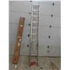 Image 1 : Aluminum Extension Ladder 