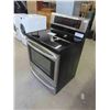Image 2 : LG Stainless Range Convection Bake and Broil Self Cleaning