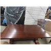 Image 2 : Dining Room Table 30'' x 76'' x 45'' , Leaf 24'' & 4 Chairs 
