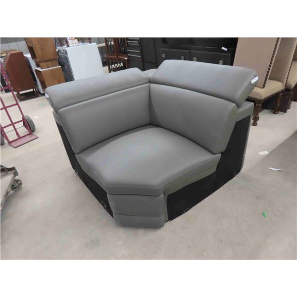 New Corner of Leather/Leather-Style Sectional