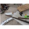 Image 6 : Workmate Table Top, 2 Levels, 2 Clamps 