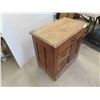 Image 2 : Wash Stand 27'' x 16'' x 28'' 