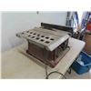 Image 2 : Delta 10'' Table Saw 
