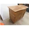 Image 4 : Oak Wash Stand 26'' x 31'' x 17'' 