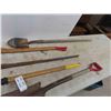Image 4 : 5 Hand Yard Tools: Axe, Fencing Bar, Spades, Sledge Hammer 