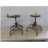 Image 1 : 2 Adjustable Stools 