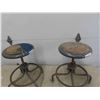 Image 4 : 2 Adjustable Stools 