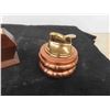 Image 2 : 4 Vintage Table Top Lighters 1950s-60s