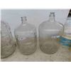 Image 2 : 4 Glass Wine Carboys