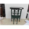 Image 1 : Green Wicker Stand 28'' x 19'' x 15'' 