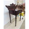 Image 2 : Primitive Ontario Wash Stand (One Break, See Last Photo)