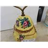Image 3 : Vintage Floral Design Lamp 