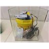 Image 2 : 2 Aquariums & Accessories - Biggest 14'' x 12'' x 12'' 
