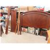 Image 1 : Headboard/Footboard Complete with Rails and Night Stand 26'' x 24'' x