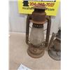 Image 2 : 3 Barn Lanterns 