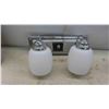 Image 2 : 2 Light Fixtures Wall & Ceiling Mount , Mirror 16'' x 20'' 