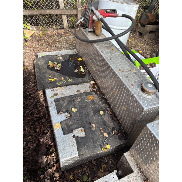 Tidy tank c/w 12 volt fuel pump.