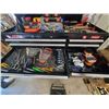 Image 6 : 17 drawer rolling tool cabinet. C/w all the tools.