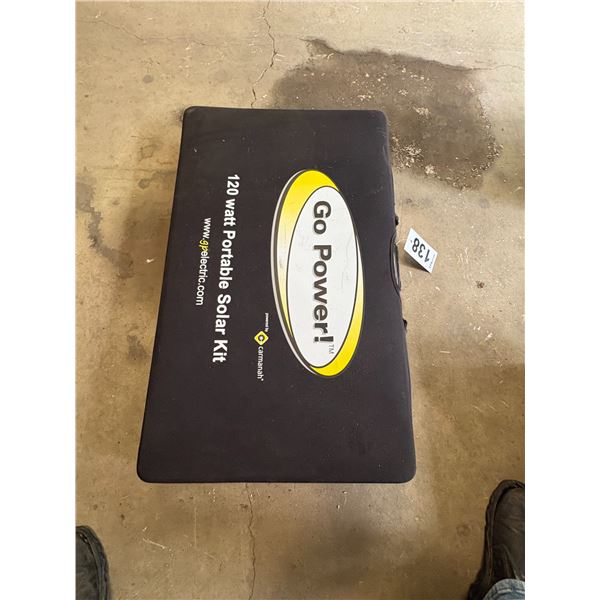 CAR MANAH 120 watt portable solar kit.