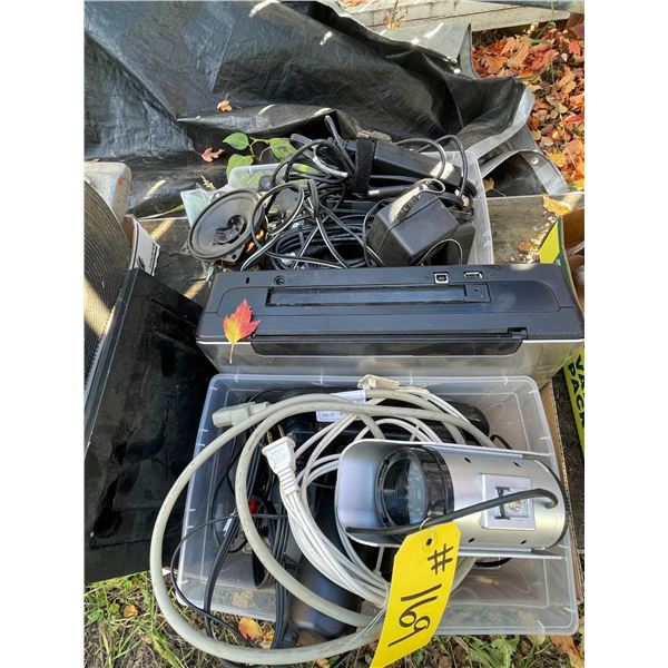 Qty misc. electronics cords